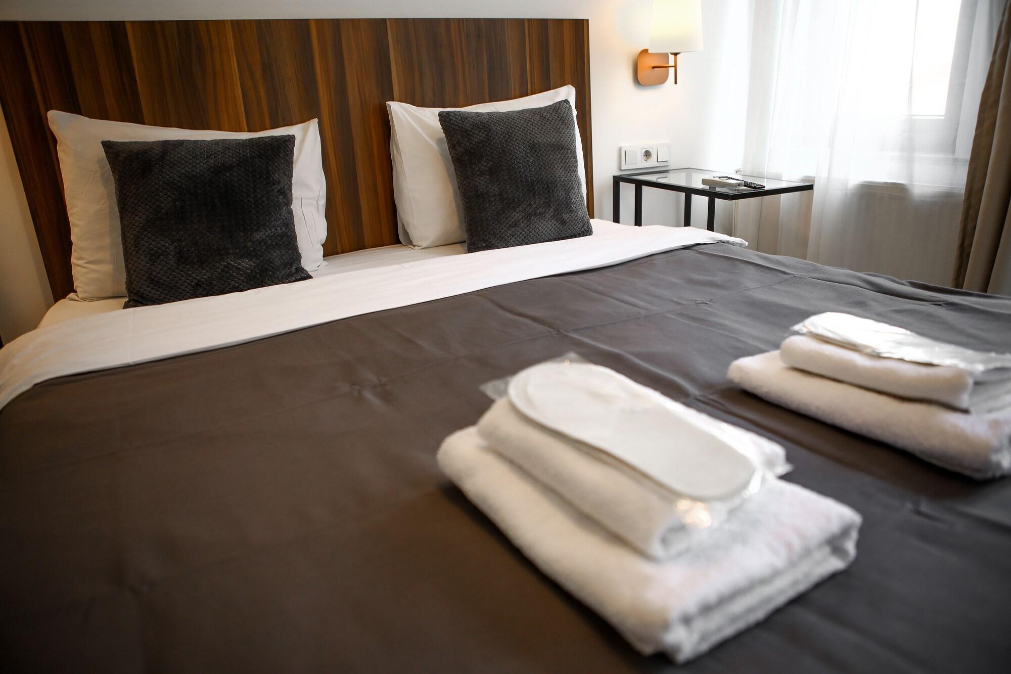 Alyon Suite Hotel Истанбул Екстериор снимка
