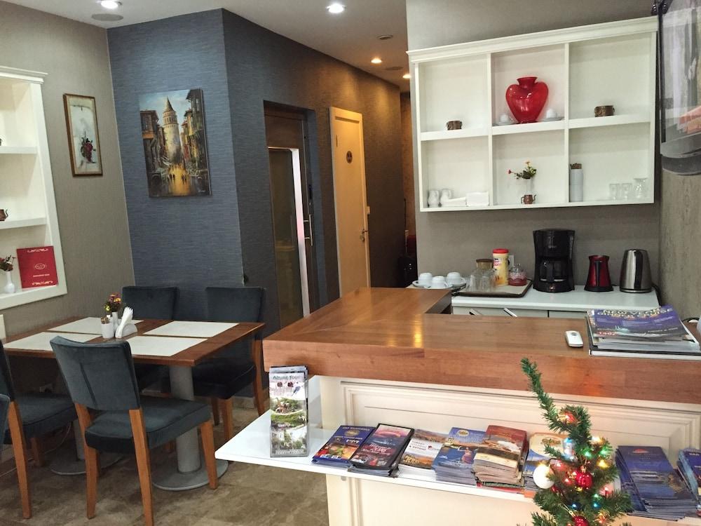 Alyon Suite Hotel Истанбул Екстериор снимка