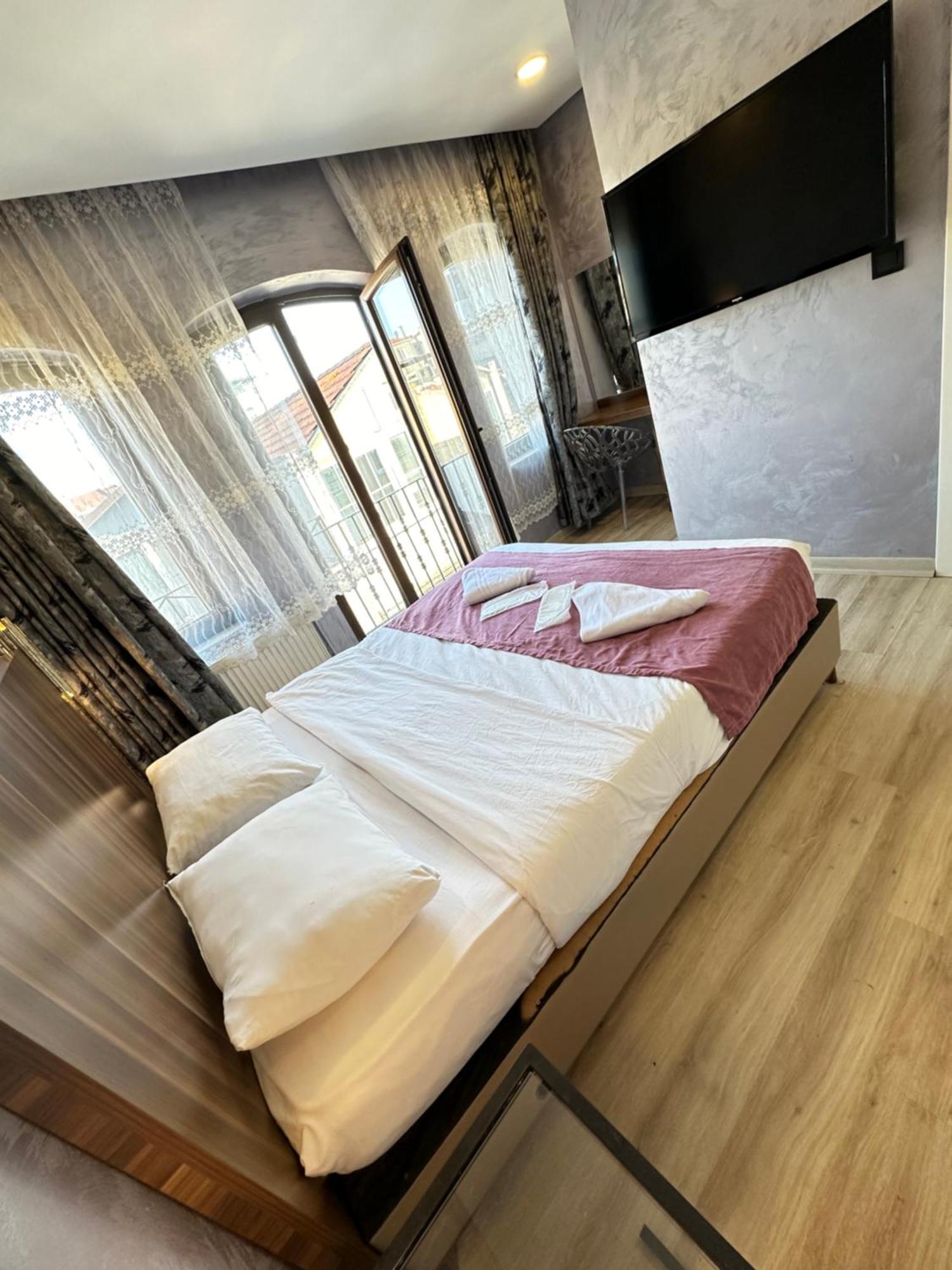 Alyon Suite Hotel Истанбул Екстериор снимка